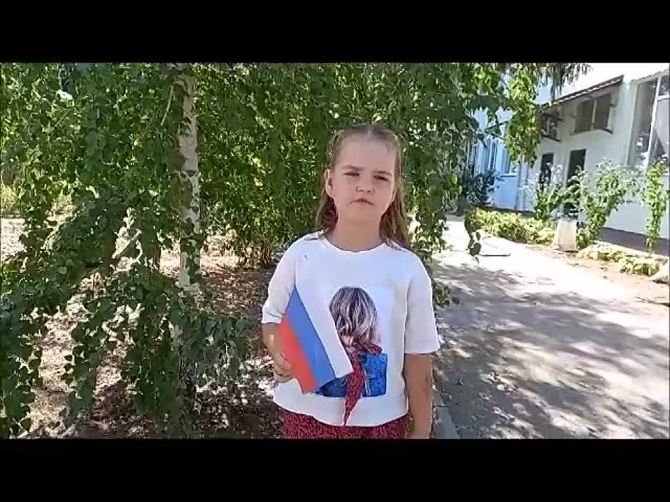  :  22         