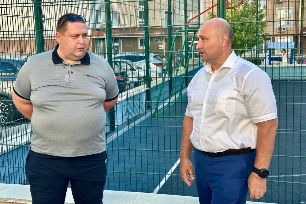 Владимир Немцев: Встретился с жителями улиц Тараса Шевченко и Репина, чтобы обсудить текущие вопросы жильцов многоквартирных домов Владимир Немцев: Встретился с жителями улиц Тараса Шевченко и Репина, чтобы обсудить текущие вопросы жильцов многоквартирных домов