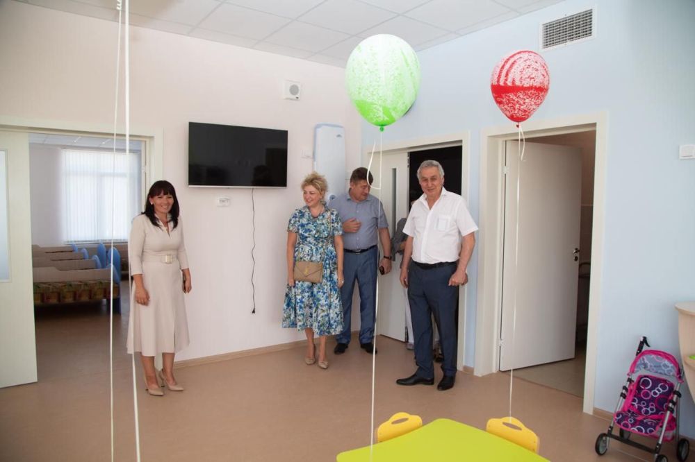 В Евпатории в микрорайоне Исмаил-Бей открылся детский сад на 135 воспитанников В Евпатории в микрорайоне Исмаил-Бей открылся детский сад на 135 воспитанников