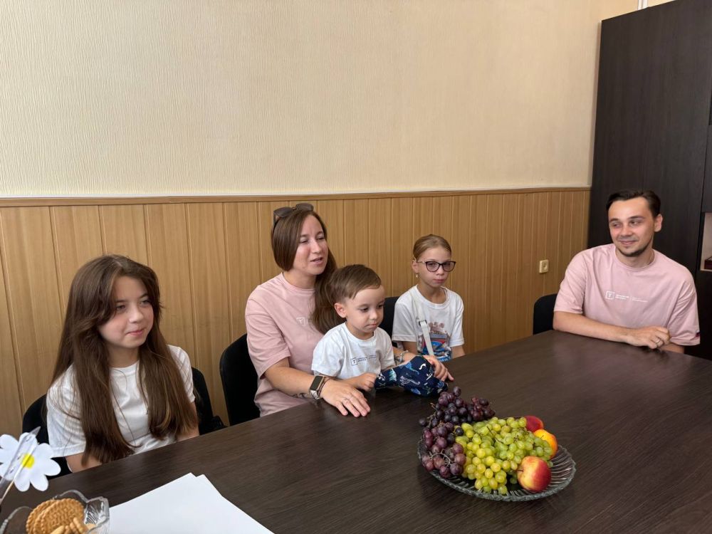 Александр Дудинов: Встретился с участниками Х юбилейного Всероссийского молодежного форума «Территория смыслов» Александр Дудинов: Встретился с участниками Х юбилейного Всероссийского молодежного форума «Территория смыслов»
