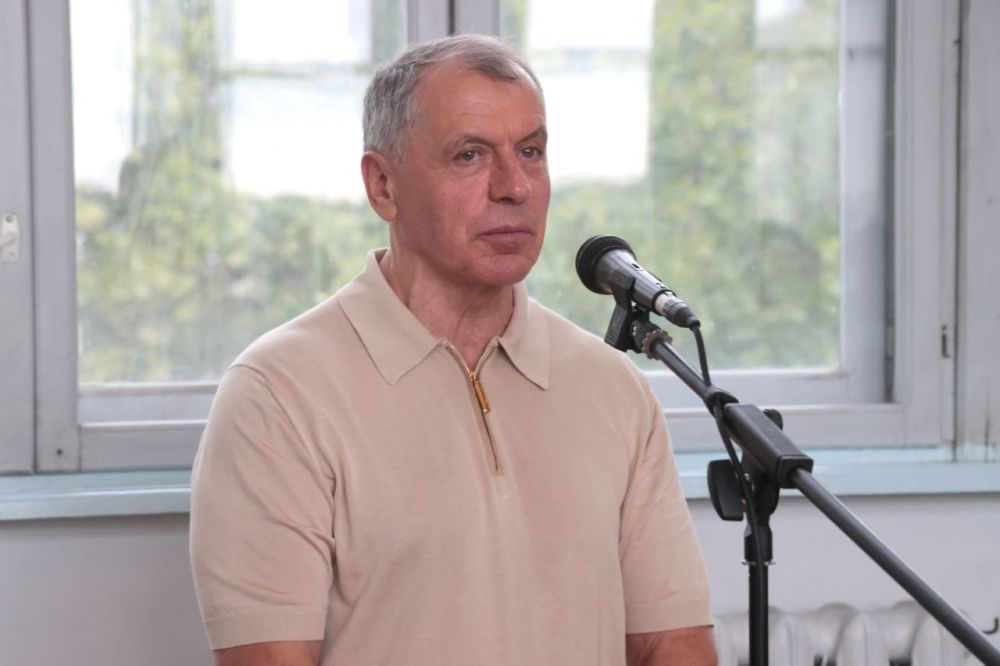 Владимир Константинов: Осмотрел производственные цеха завода «Фиолент» и встретился с трудовым коллективом предприятия Владимир Константинов: Осмотрел производственные цеха завода «Фиолент» и встретился с трудовым коллективом предприятия