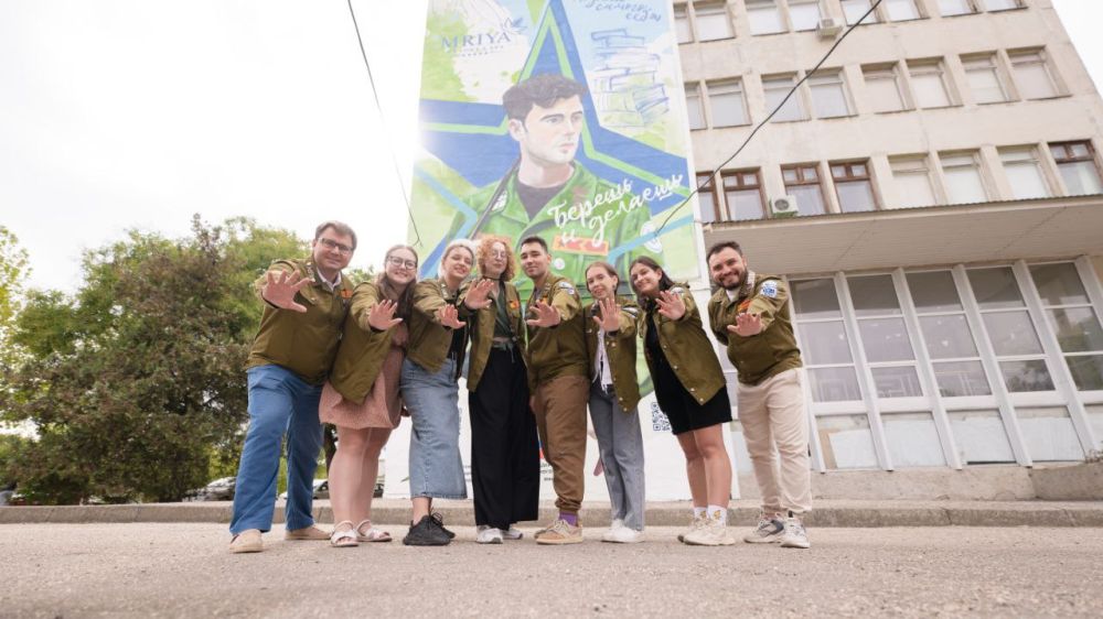Алексей Зинченко: Труд молодежи – крут!. В этом году движение Российских студенческих отрядов отметят свой юбилей – 65 лет... Алексей Зинченко: Труд молодежи – крут!. В этом году движение Российских студенческих отрядов отметят свой юбилей – 65 лет...