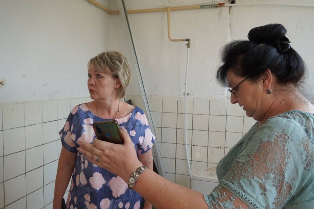 #дети_и_образование. Заместитель главы администрации города Ирина ИВАНОВА посетила школу № 2. Здесь запланирован ремонт... #дети_и_образование. Заместитель главы администрации города Ирина ИВАНОВА посетила школу № 2. Здесь запланирован ремонт...