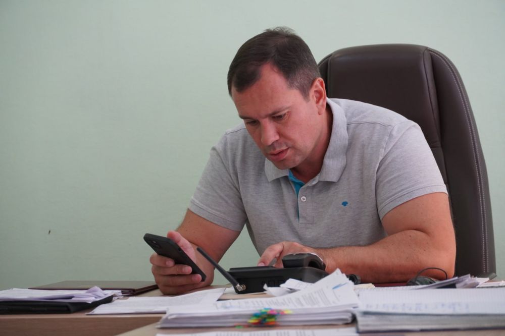 Олег Каторгин: #в_диалоге_с_керчанами. Провел очередной прием граждан в режиме «телефонной линии». Сегодня поступило много... Олег Каторгин: #в_диалоге_с_керчанами. Провел очередной прием граждан в режиме «телефонной линии». Сегодня поступило много...