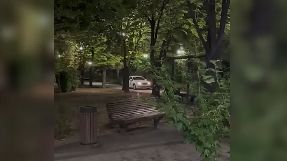 В Феодосии сотрудники Госавтоинспекции привлекли к ответственности водителя, грубо нарушившего ПДД