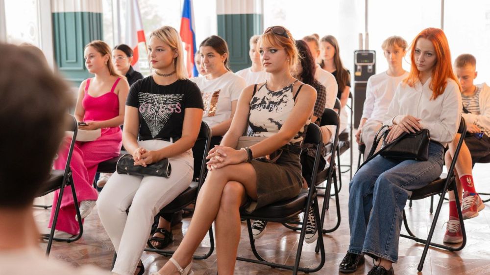 СТУДЕНЧЕСТВО – ВРЕМЯ ВОЗМОЖНОСТЕЙ СТУДЕНЧЕСТВО – ВРЕМЯ ВОЗМОЖНОСТЕЙ