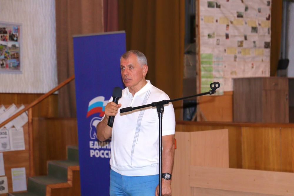Анастасия Гридчина: Сегодня совместно с председателем Госсовета Республики Крым Владимиром Константиновым, председателем... Анастасия Гридчина: Сегодня совместно с председателем Госсовета Республики Крым Владимиром Константиновым, председателем...