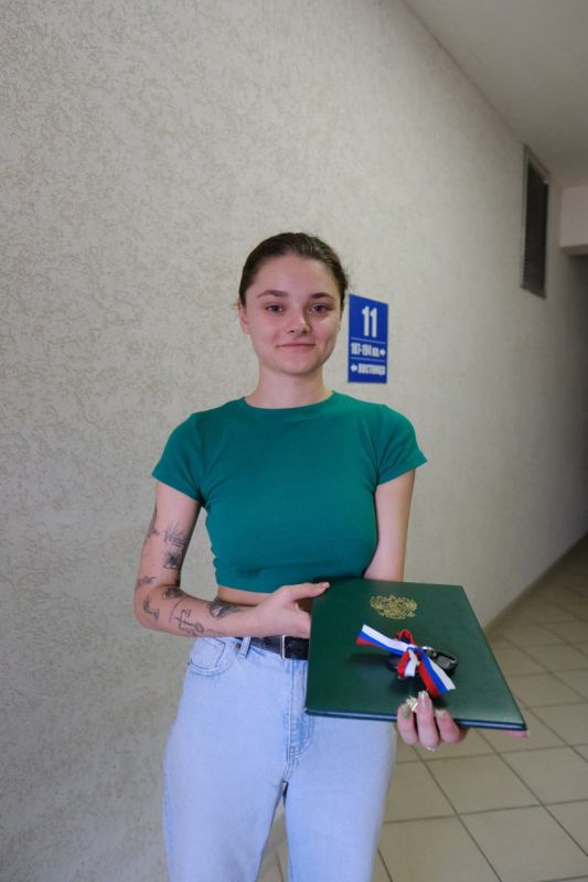 Янина Павленко: Еще пять ялтинцев из числа детей-сирот стали счастливыми обладателями собственного жилья Янина Павленко: Еще пять ялтинцев из числа детей-сирот стали счастливыми обладателями собственного жилья