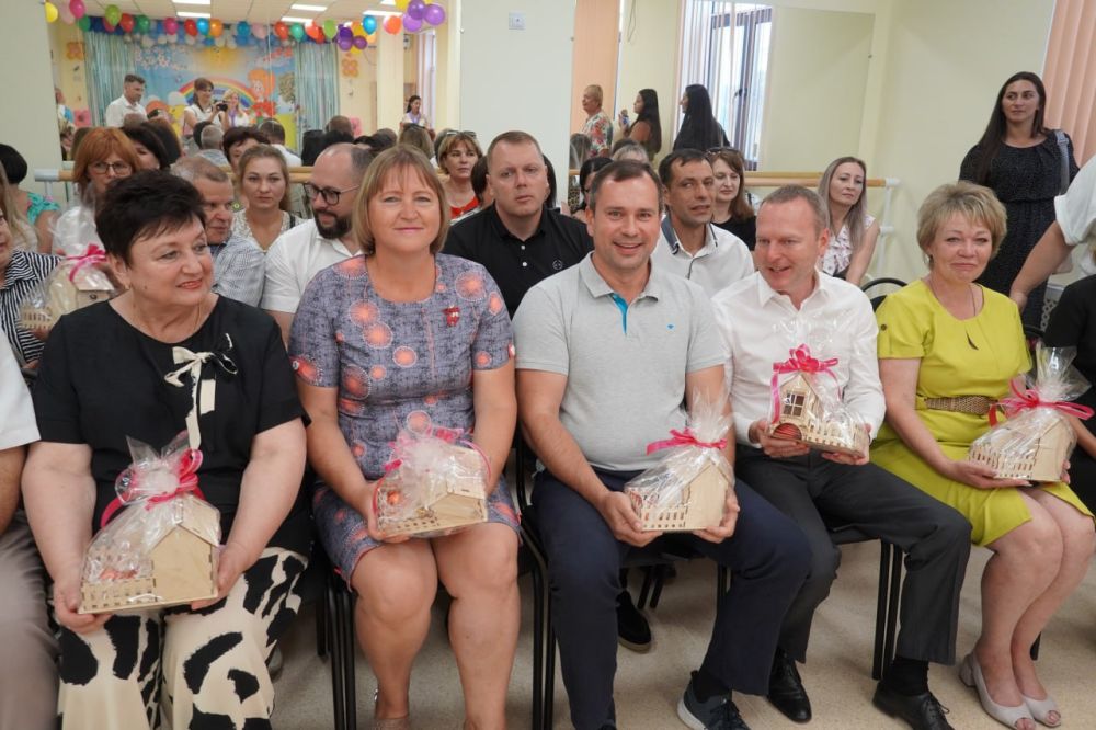 Валентина Лаврик: В Керчи состоялось долгожданное открытие нового детского сада «Сказка», который обещает стать настоящим центром воспитания и образования для самых маленьких жителей города Валентина Лаврик: В Керчи состоялось долгожданное открытие нового детского сада «Сказка», который обещает стать настоящим центром воспитания и образования для самых маленьких жителей города