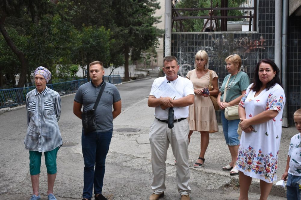 Галина Огнёва: Продолжаю встречи с жителями многоквартирных домов Галина Огнёва: Продолжаю встречи с жителями многоквартирных домов