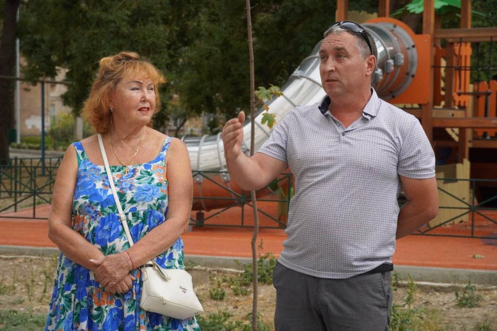 Олег Каторгин: #в_диалоге_с_керчанами. Встречи с жителями по вопросам взаимодействия с управляющими компаниями дают... Олег Каторгин: #в_диалоге_с_керчанами. Встречи с жителями по вопросам взаимодействия с управляющими компаниями дают...