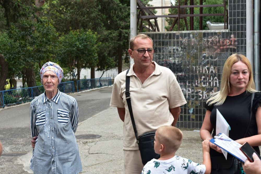 Галина Огнёва: Продолжаю встречи с жителями многоквартирных домов Галина Огнёва: Продолжаю встречи с жителями многоквартирных домов