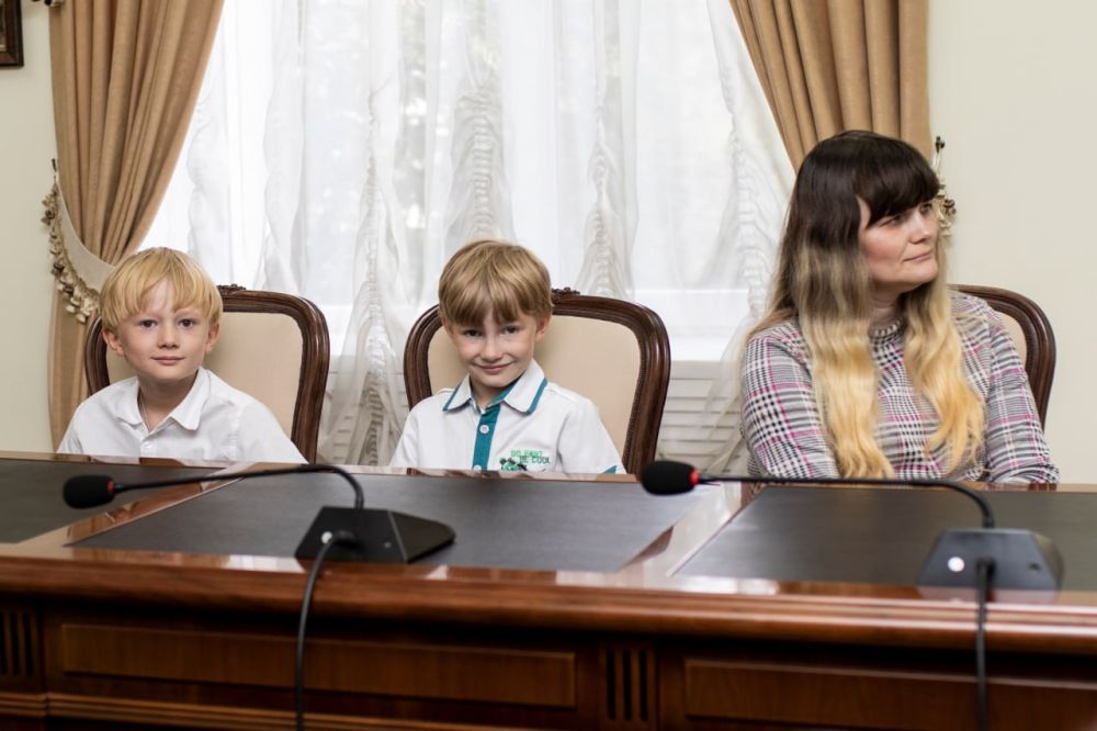 Подарки к 1 сентября для детей участников СВО и детей из многодетных семей Подарки к 1 сентября для детей участников СВО и детей из многодетных семей