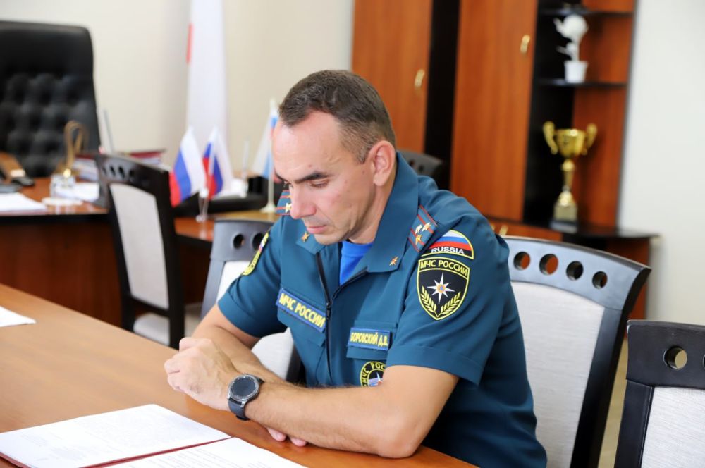 В администрации Бахчисарайского района состоялась рабочая встреча с представителями главного управления МЧС России по Республике Крым В администрации Бахчисарайского района состоялась рабочая встреча с представителями главного управления МЧС России по Республике Крым