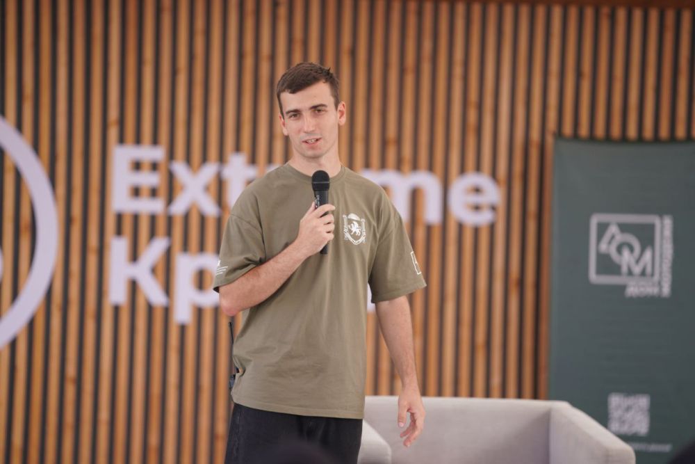 Алексей Зинченко: Проводим финальные дни лета вместе с молодёжью на «Extreme Крым»! Алексей Зинченко: Проводим финальные дни лета вместе с молодёжью на «Extreme Крым»!