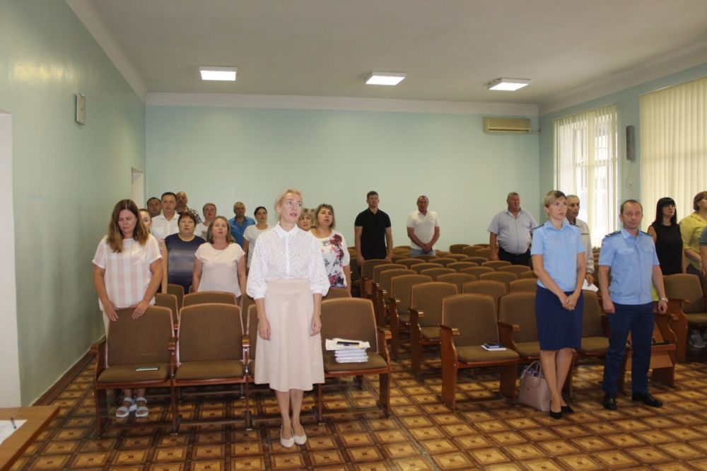 Виктория Грицай: Сегодня приняла участие в 105-м заседании Советского районного совета Республики Крым 2-го созыва под руководством председателя Советского районного совета Елены Пось Виктория Грицай: Сегодня приняла участие в 105-м заседании Советского районного совета Республики Крым 2-го созыва под руководством председателя Советского районного совета Елены Пось