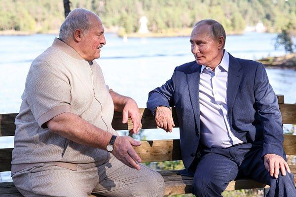 Главное к утру:. Минобороны России заявило об уничтожении за ночь 18 беспилотников. 11 дронов сбили над Брянской областью, четыре — над Калужской, два — над Крымом и один — над Белгородской областью Главное к утру:. Минобороны России заявило об уничтожении за ночь 18 беспилотников. 11 дронов сбили над Брянской областью, четыре — над Калужской, два — над Крымом и один — над Белгородской областью