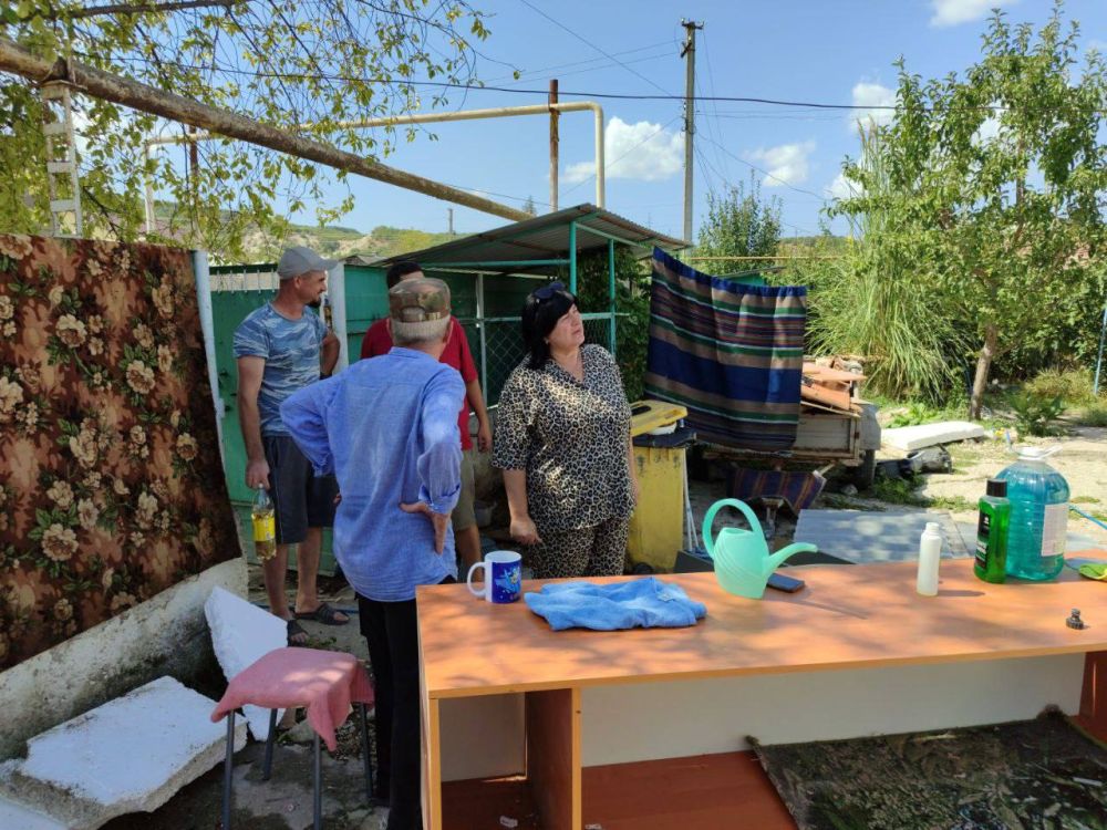 В результате прохождения 30 августа грозового фронта, сопровождающегося шквалистым ветром, непогода частично повредила... В результате прохождения 30 августа грозового фронта, сопровождающегося шквалистым ветром, непогода частично повредила...