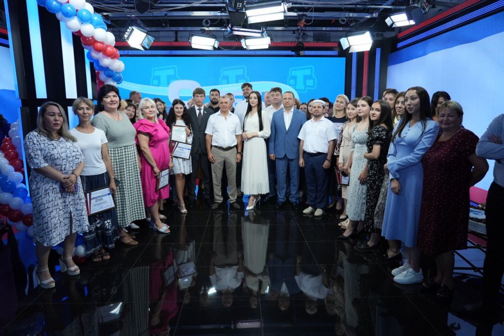 У телеканала сегодня праздник — нам 9 лет! У телеканала сегодня праздник — нам 9 лет!