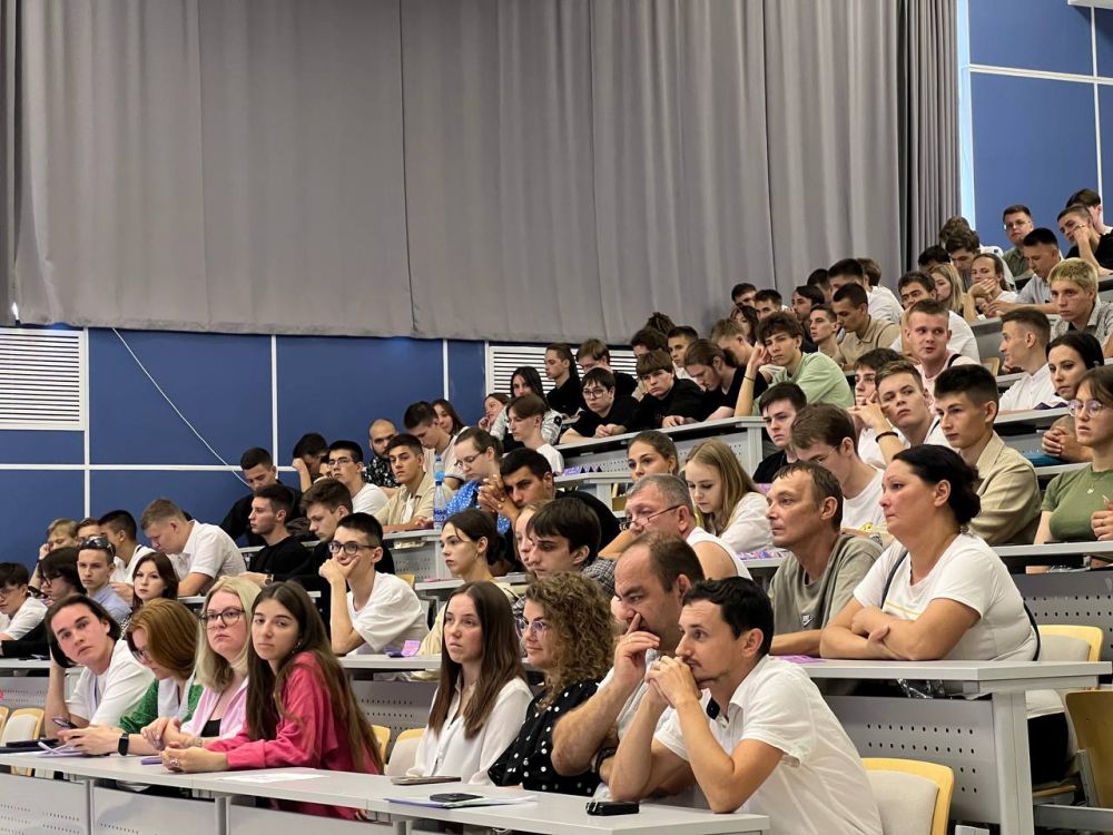 Мария Литовко: Приняла участие в торжественном собрании первокурсников в Севастопольском государственном университете Мария Литовко: Приняла участие в торжественном собрании первокурсников в Севастопольском государственном университете