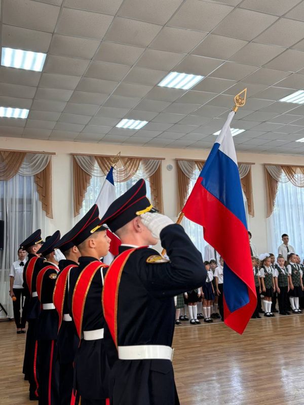 Ограничения на праздничных школьных линейках, вызванные вопросами безопасности, в этом году были последними Ограничения на праздничных школьных линейках, вызванные вопросами безопасности, в этом году были последними