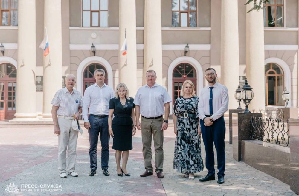 Ольга Ковитиди: Клятва Гиппократа, право надеть белый халат, искренние пожелания успехов будущим врачам в преддверии начала учебного года Ольга Ковитиди: Клятва Гиппократа, право надеть белый халат, искренние пожелания успехов будущим врачам в преддверии начала учебного года