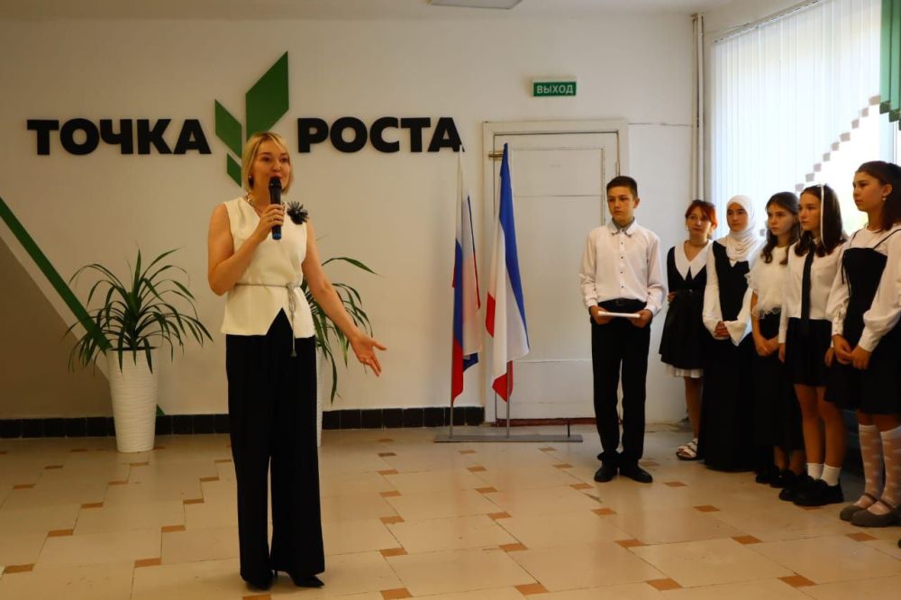Инна Федоренко: Сегодня приняла участие в открытии центров «Точка роста» в Вольновской и Ярковской школах Инна Федоренко: Сегодня приняла участие в открытии центров «Точка роста» в Вольновской и Ярковской школах