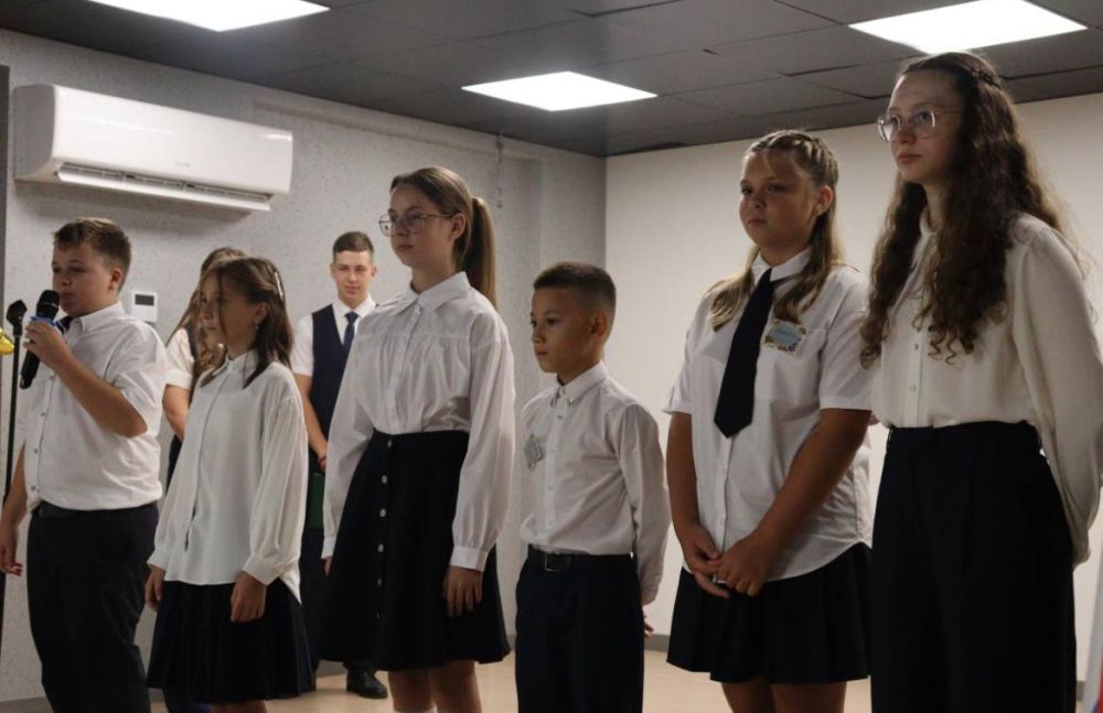 Прокурор Крыма принял участие в торжественных мероприятиях, посвященных Дню знаний Прокурор Крыма принял участие в торжественных мероприятиях, посвященных Дню знаний