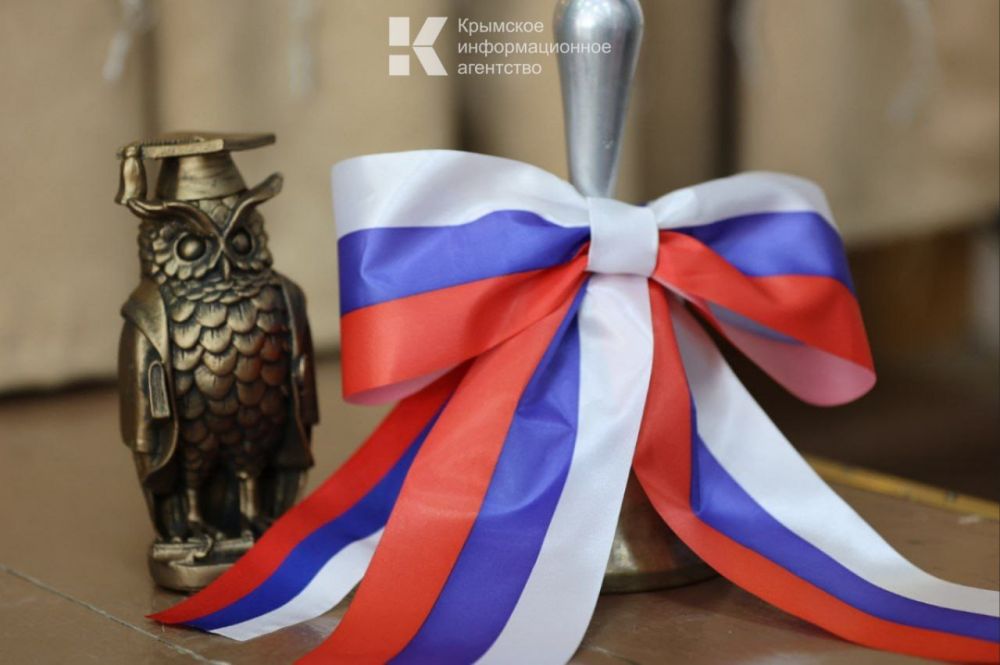 В школах Крыма прошли торжественные линейки В школах Крыма прошли торжественные линейки