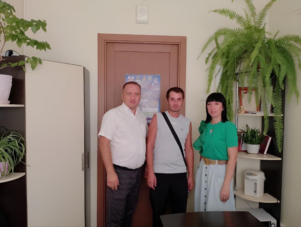 Василий Грабован: Еще одному счастливому обладателю собственных квадратных метров вручены ключи от квартиры! Василий Грабован: Еще одному счастливому обладателю собственных квадратных метров вручены ключи от квартиры!