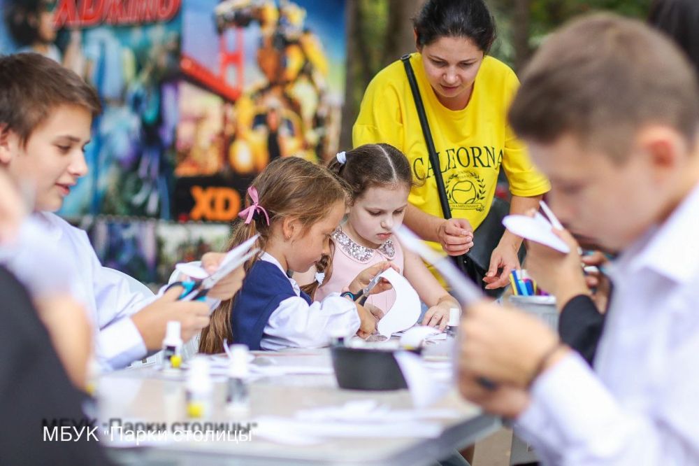 Акция «Голубь мира» прошла сегодня в Детском парке Акция «Голубь мира» прошла сегодня в Детском парке