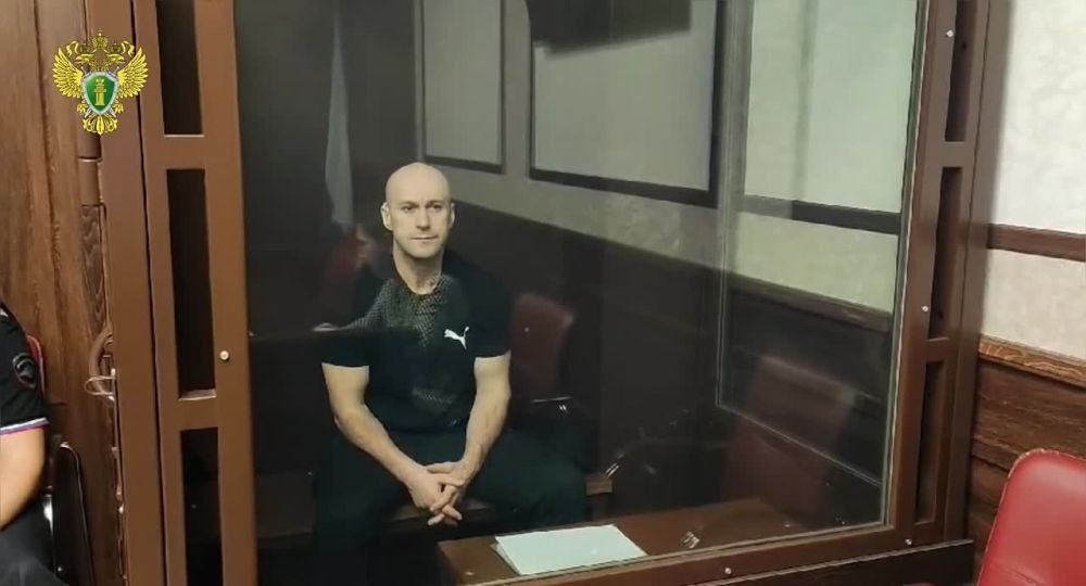 Южный окружной военный суд приговорил участника подразделения спецназначения Главного управления разведки (ГУР) Министерства обороны Украины Александра Любаса к 20 годам заключения за попытку высадки на побережье Крыма и нападения на военнослужащих ВС РФ Южный окружной военный суд приговорил участника подразделения спецназначения Главного управления разведки (ГУР) Министерства обороны Украины Александра Любаса к 20 годам заключения за попытку высадки на побережье Крыма и нападения на военнослужащих ВС РФ