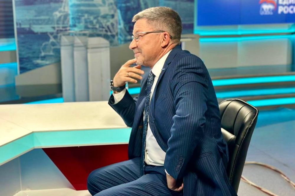 Владимир Немцев: Сегодня вечером в эфире авторской программы Олега Николаева «Скажите честно» на телеканале СТВ расскажу о своей работе в качестве депутата и поделюсь своим видением развития Севастополя Владимир Немцев: Сегодня вечером в эфире авторской программы Олега Николаева «Скажите честно» на телеканале СТВ расскажу о своей работе в качестве депутата и поделюсь своим видением развития Севастополя