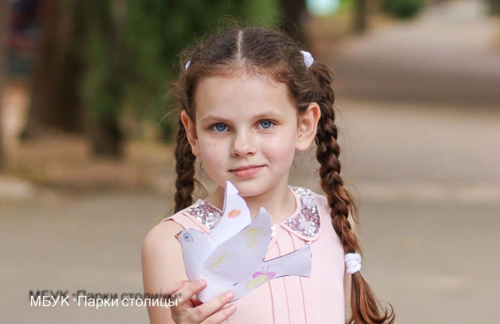 Акция «Голубь мира» прошла сегодня в Детском парке Акция «Голубь мира» прошла сегодня в Детском парке