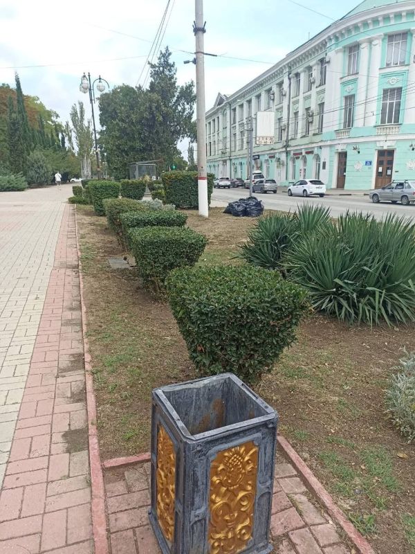 #зеленхоз. Как началась осень у работников зеленхоза #зеленхоз. Как началась осень у работников зеленхоза