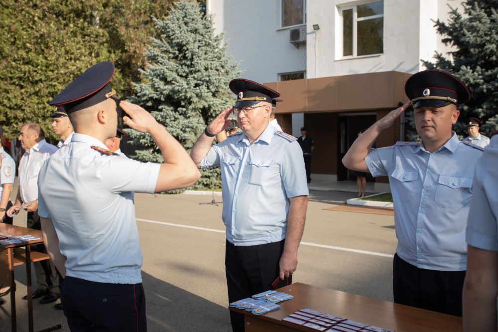 Руководство МВД по Республике Крым посетило торжественное мероприятие в Крымском филиале Краснодарского университета МВД России Руководство МВД по Республике Крым посетило торжественное мероприятие в Крымском филиале Краснодарского университета МВД России