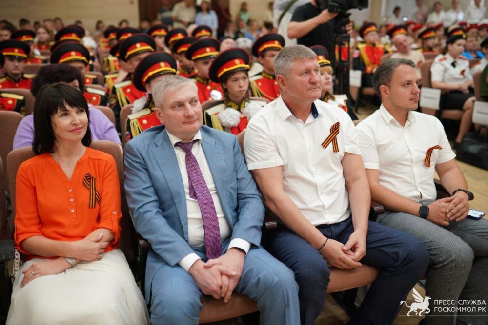 СОХРАНЕНИЕ ИСТОРИИ И ТРАДИЦИЙ СОХРАНЕНИЕ ИСТОРИИ И ТРАДИЦИЙ