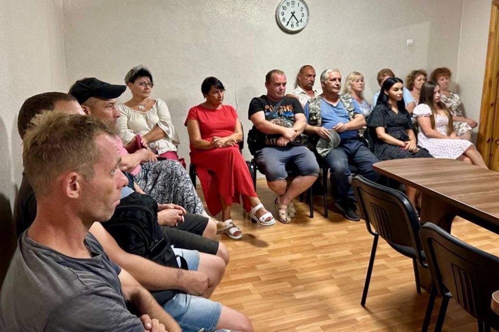 Владимир Немцев: Накануне встретился с коллективом ГУПС Управляющая компания «Стрелецкая бухта» Владимир Немцев: Накануне встретился с коллективом ГУПС Управляющая компания «Стрелецкая бухта»