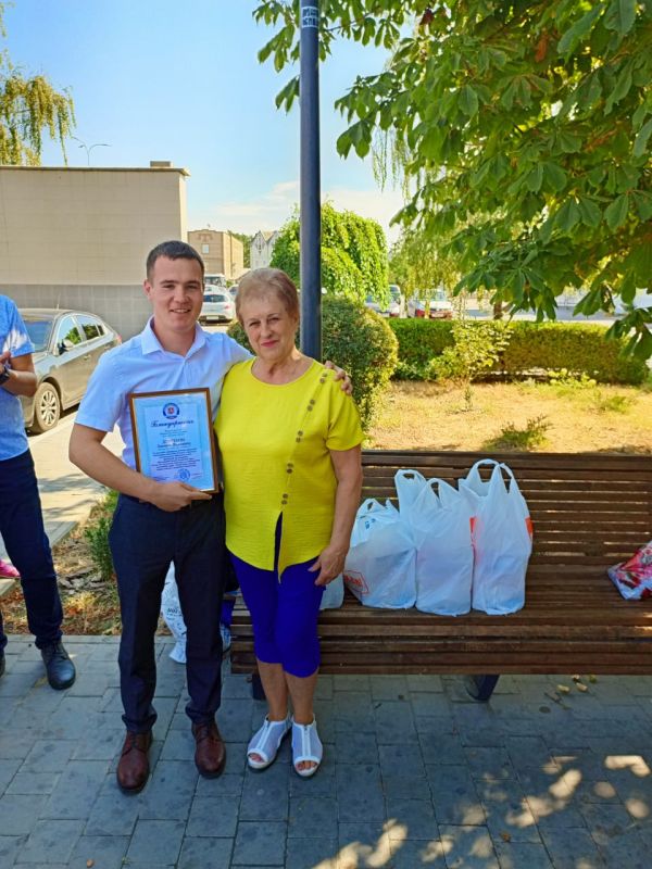 В Крыму прошла акция «В школу с радостью» В Крыму прошла акция «В школу с радостью»