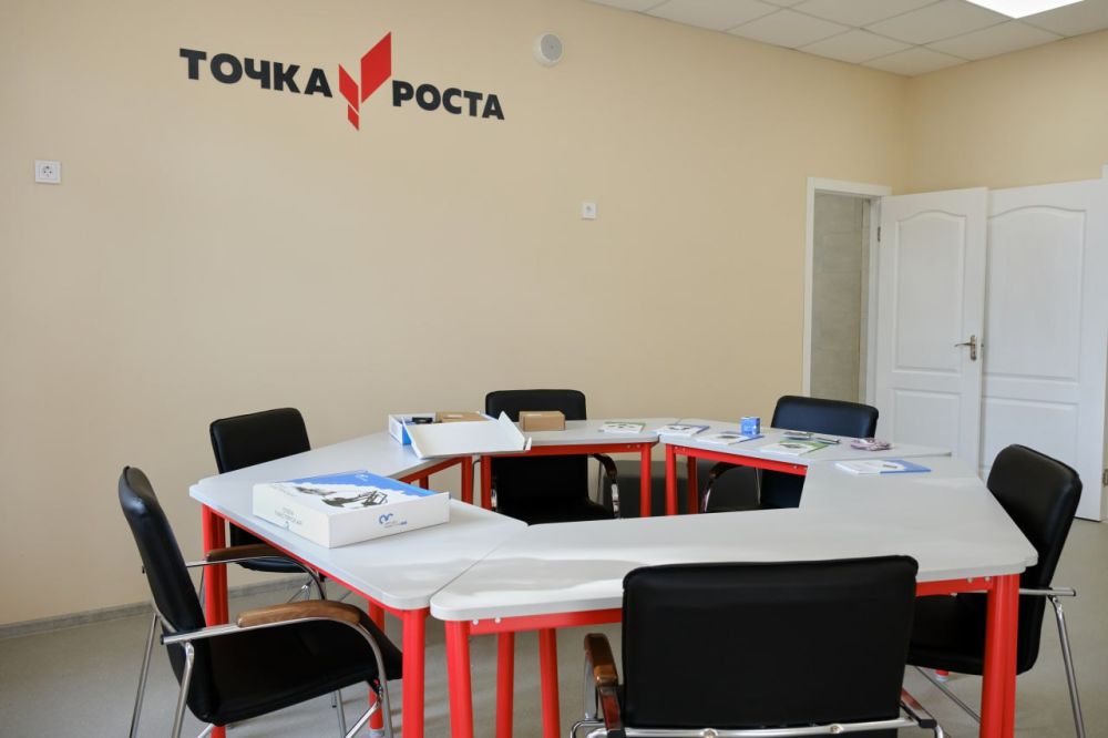 Янина Павленко: Ливадийская средняя школа им. Героя Советского Союза П.А.Рассадкина стала 80-й школой России, где есть «Атомкласс»! Янина Павленко: Ливадийская средняя школа им. Героя Советского Союза П.А.Рассадкина стала 80-й школой России, где есть «Атомкласс»!