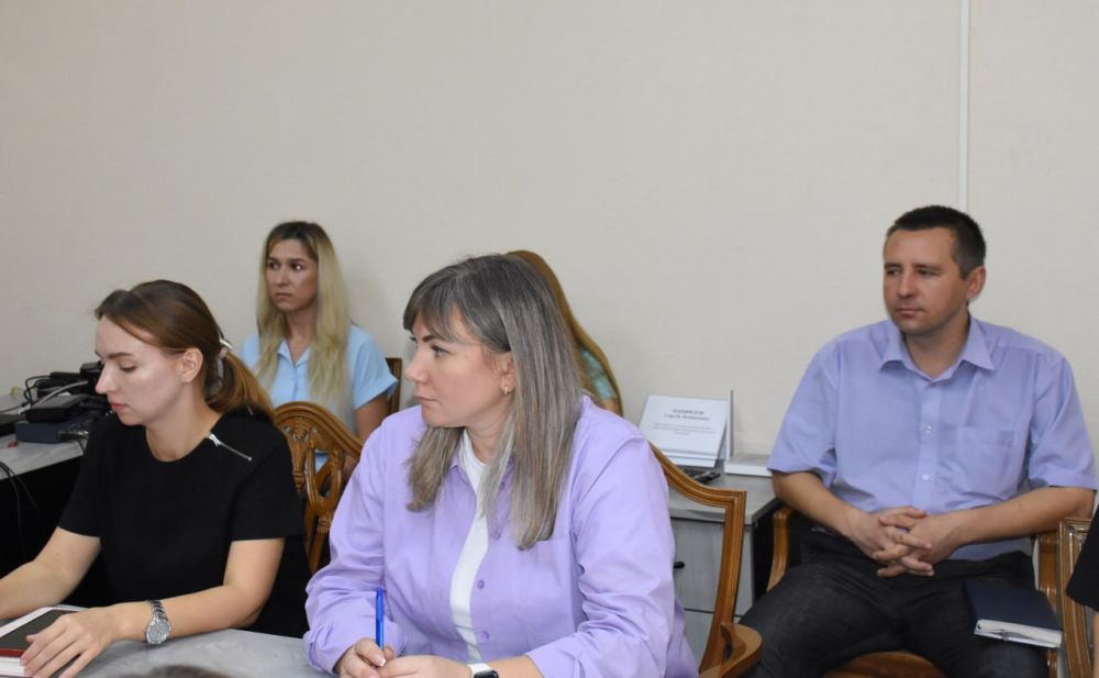 Сотрудникам Минимущества Крыма напомнили о недопущении конфликта интересов на государственной гражданской службе Сотрудникам Минимущества Крыма напомнили о недопущении конфликта интересов на государственной гражданской службе