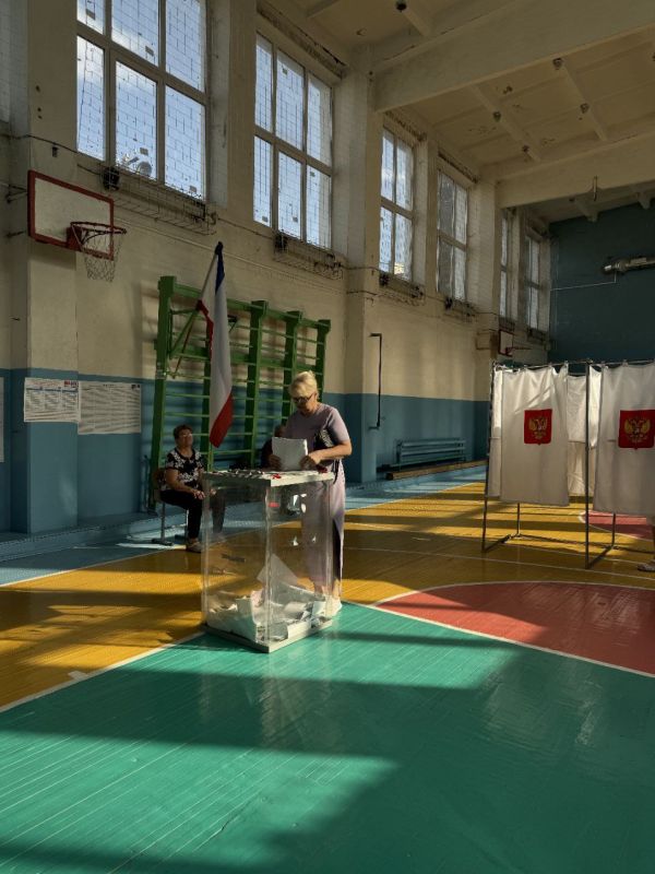Сегодня проходит второй день голосования на выборах депутатов Государственного Совета Республики Крым и представительных органов муниципальных образований третьего созыва Сегодня проходит второй день голосования на выборах депутатов Государственного Совета Республики Крым и представительных органов муниципальных образований третьего созыва