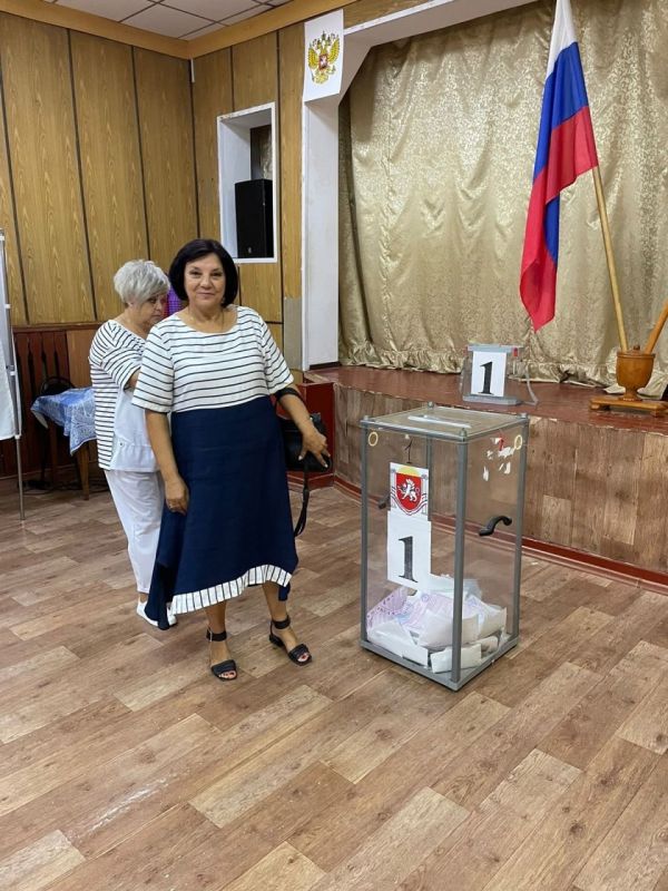 Сегодня в Бахчисарайском районе и городе Бахчисарай наступил третий день голосования на выборах депутатов Государственного Совета Республики Крым, городских и сельских советов третьего созыва Сегодня в Бахчисарайском районе и городе Бахчисарай наступил третий день голосования на выборах депутатов Государственного Совета Республики Крым, городских и сельских советов третьего созыва