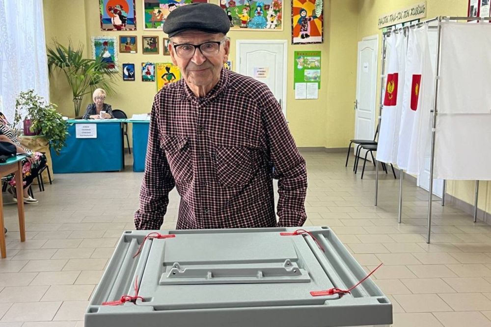 Ветераны Великой Отечественной войны и участники СВО активно участвуют в выборах Ветераны Великой Отечественной войны и участники СВО активно участвуют в выборах