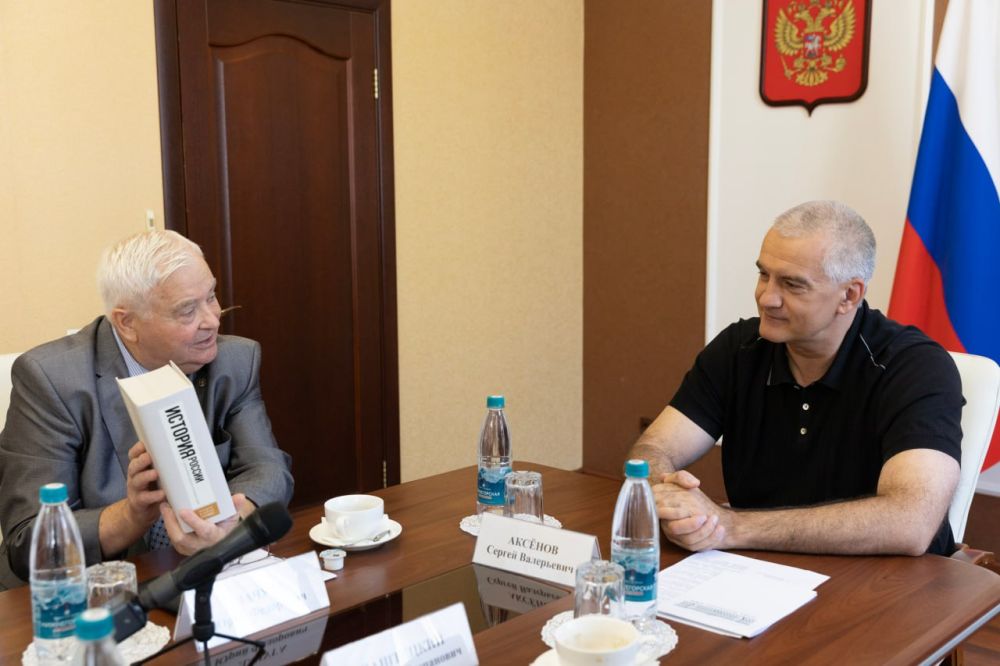 Сергей Аксёнов: Движение вперед невозможно без науки, ее развитие – основа технологического и интеллектуального потенциала всей страны Сергей Аксёнов: Движение вперед невозможно без науки, ее развитие – основа технологического и интеллектуального потенциала всей страны