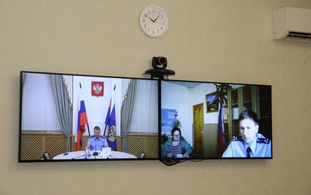 Первый заместитель прокурора Республики Крым Павел Смагоринский провел тематический личный прием граждан Первый заместитель прокурора Республики Крым Павел Смагоринский провел тематический личный прием граждан