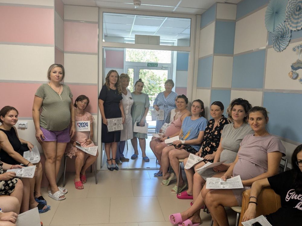 Сакский районный отдел ЗАГС в родильном отделении ГБУЗ Республики Крым «Сакская районная больница» провёл лекцию на актуальную тему: «Суперсервис «Рождение ребенка» с использованием портала «Госуслуг» Сакский районный отдел ЗАГС в родильном отделении ГБУЗ Республики Крым «Сакская районная больница» провёл лекцию на актуальную тему: «Суперсервис «Рождение ребенка» с использованием портала «Госуслуг»