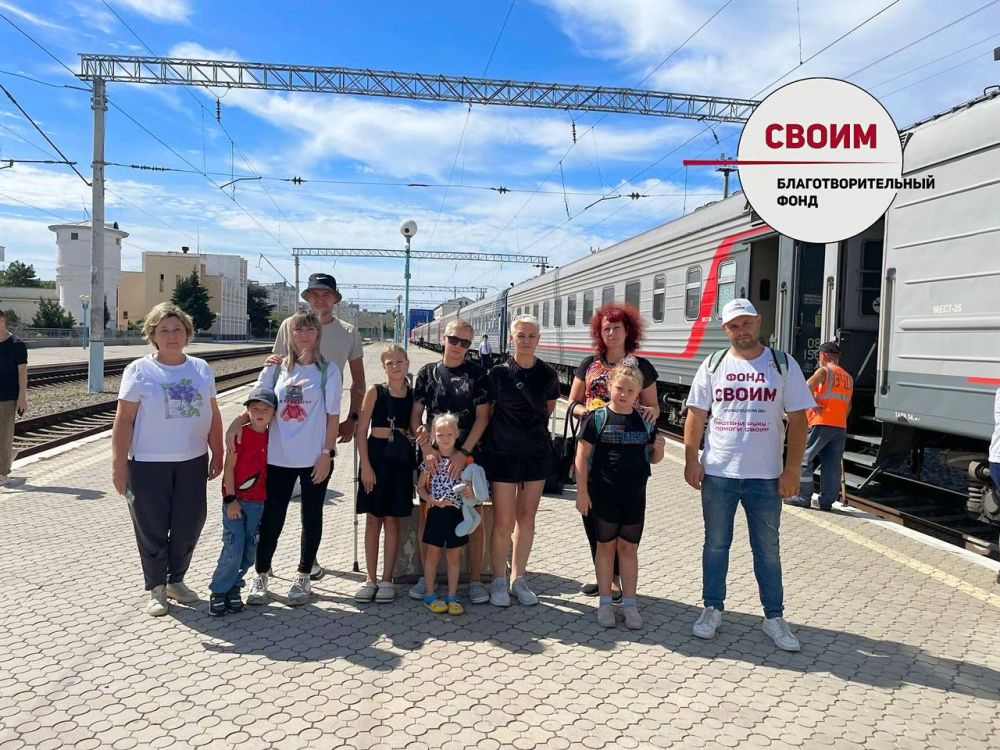БФ «СВОИМ» (@blago_svoim) совместно с «Единой Россией» и партийным проектом «Женское движение Единой России», при содействии... БФ «СВОИМ» (@blago_svoim) совместно с «Единой Россией» и партийным проектом «Женское движение Единой России», при содействии...