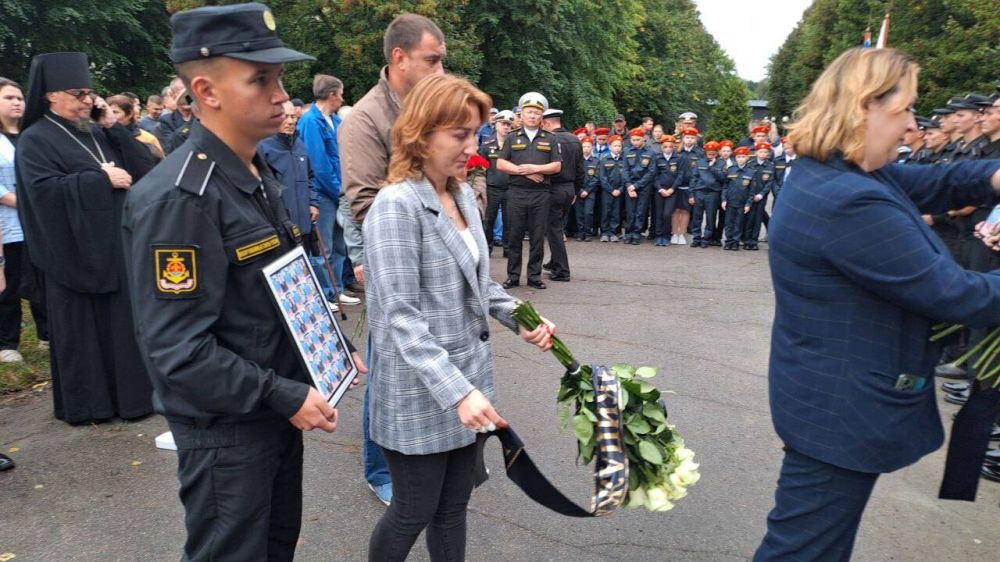 Стали известны потери от удара по кораблю в Севастополе Стали известны потери от удара по кораблю в Севастополе
