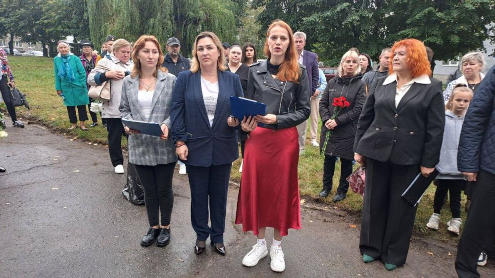 Памятник погибшим морякам БДК «Минск» открыли в Балтийске Памятник погибшим морякам БДК «Минск» открыли в Балтийске